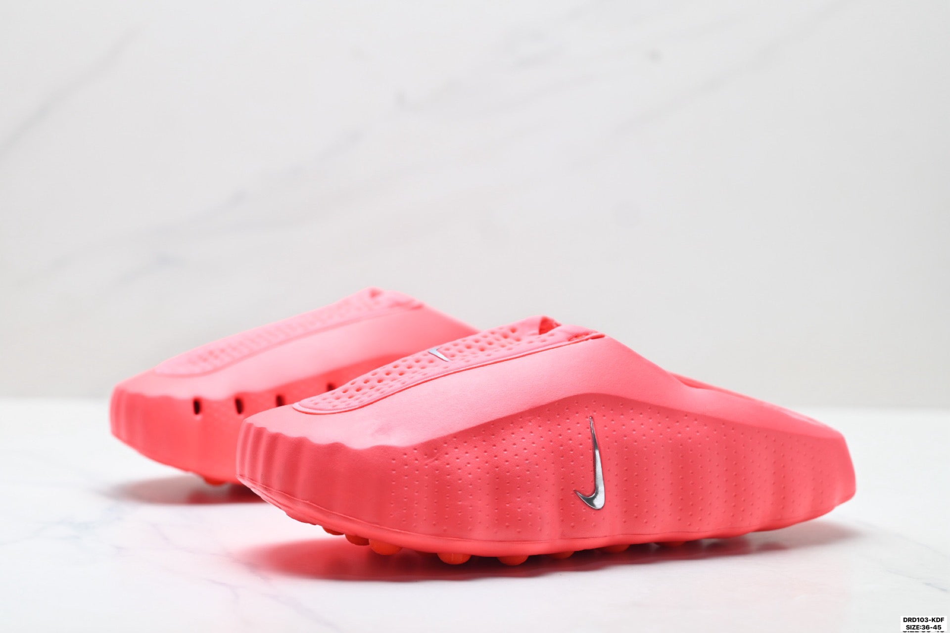 Nike Mind 001