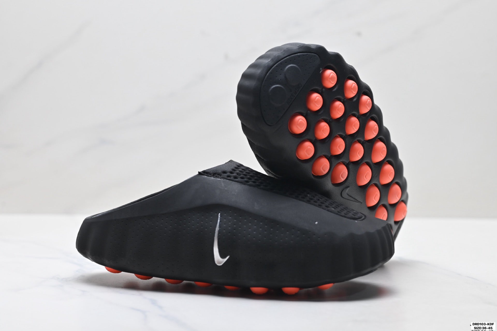 Nike Mind 001